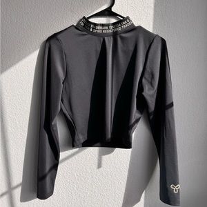 Golden tna Aritzia turtle neck scuba crop top size large